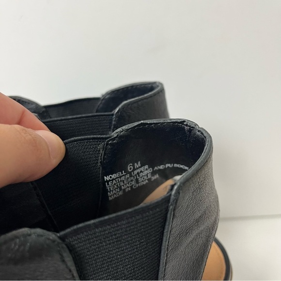 Steve Madden Black Nobell Peep Toe Chunky Heels 6 - Picture 10 of 10